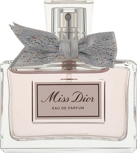 dior vs miss dior|Dior Reinvents Miss Dior Eau de Parfum For 2021 .